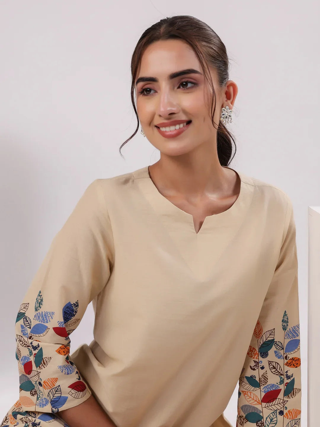 Multicolor Leaf Printed Night Suit Set - SanskrutiHomes 