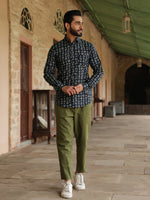 Men's Geometric Print Pure Cotton Navy Blue Casual Shirt - SanskrutiHomes 
