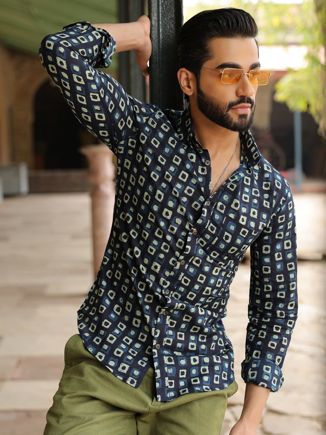 Men's Geometric Print Pure Cotton Navy Blue Casual Shirt - SanskrutiHomes 