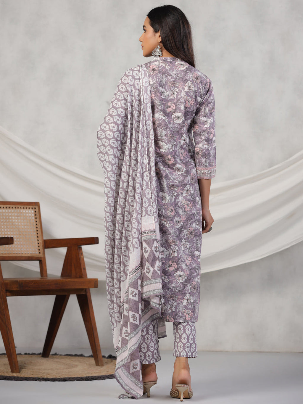 Rangdeep Women Pink Floral Print Kurta Set