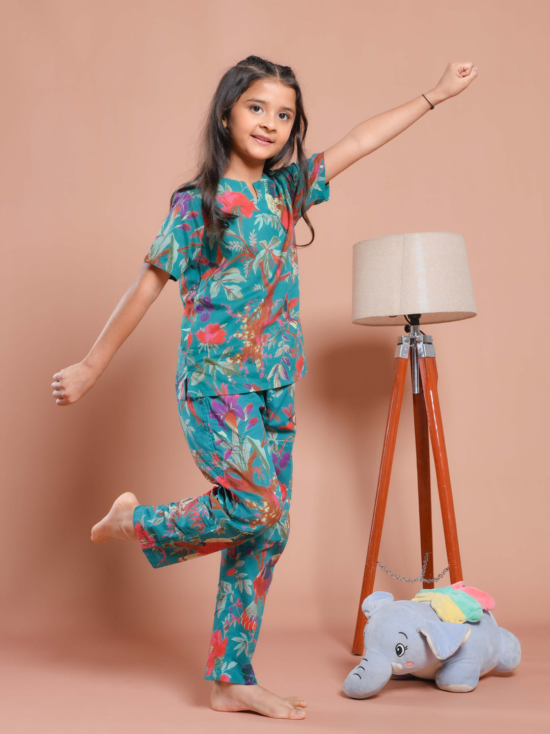 Blue Floral Printed Round Neck Kids Night Suit - SanskrutiHomes 