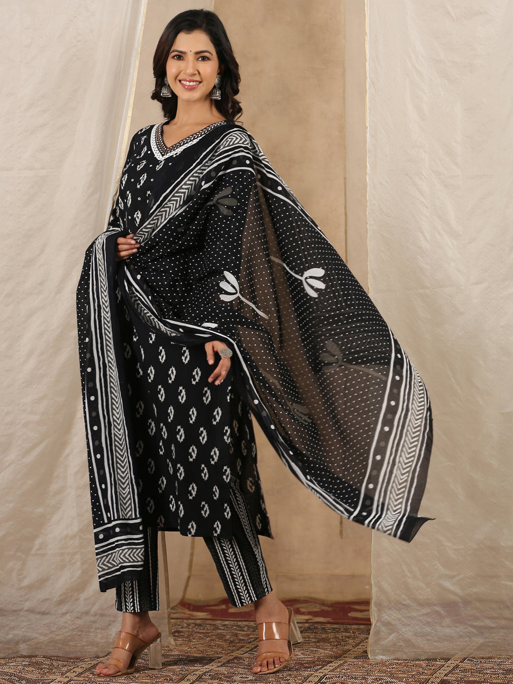 Women Pure Cotton 3 Pcs Kurta Set