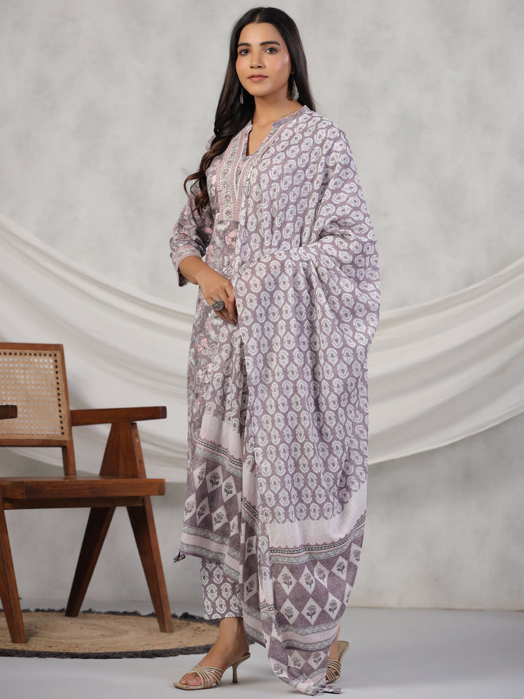 Rangdeep Women Pink Floral Print Kurta Set