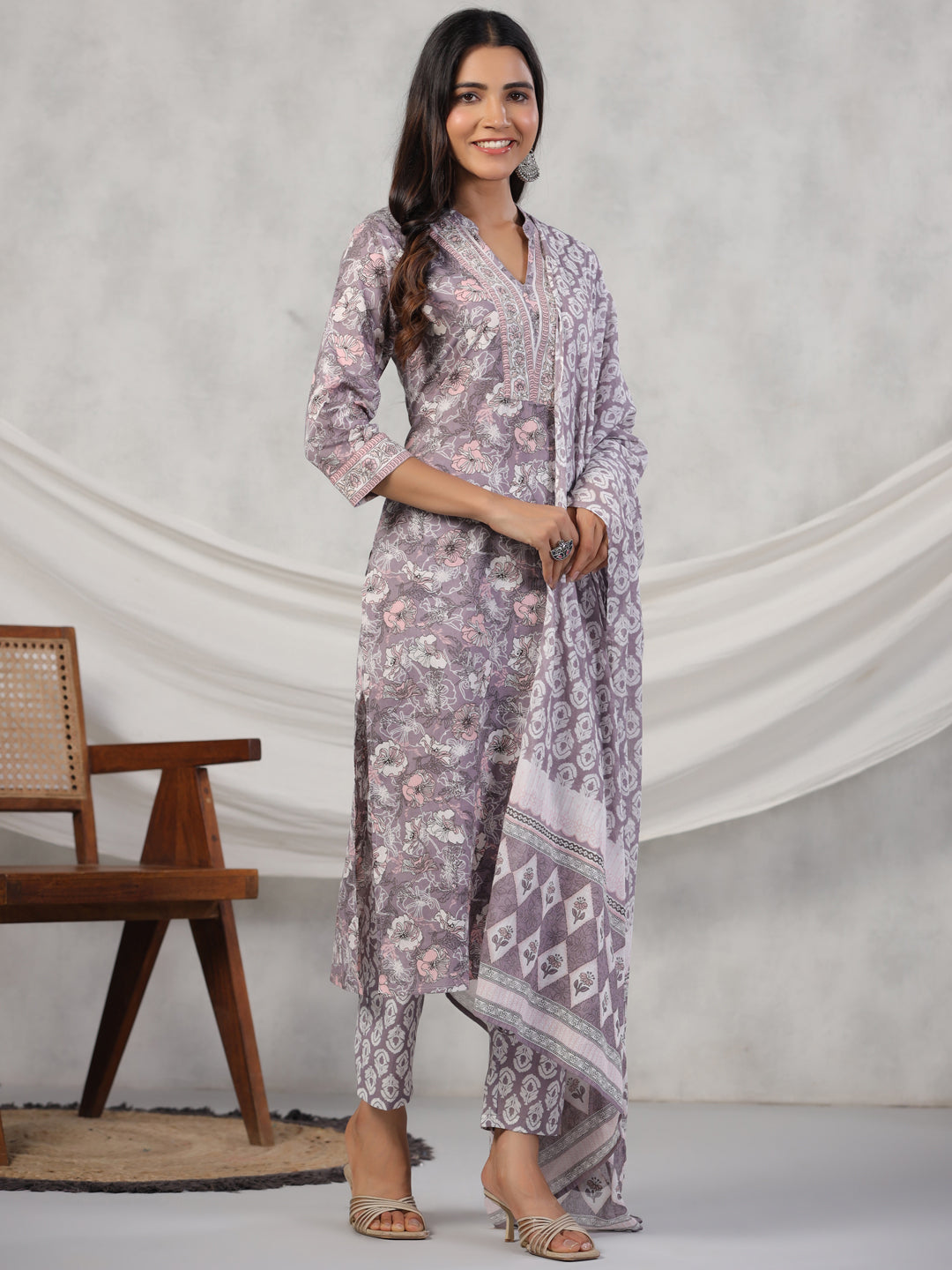 Rangdeep Women Pink Floral Print Kurta Set