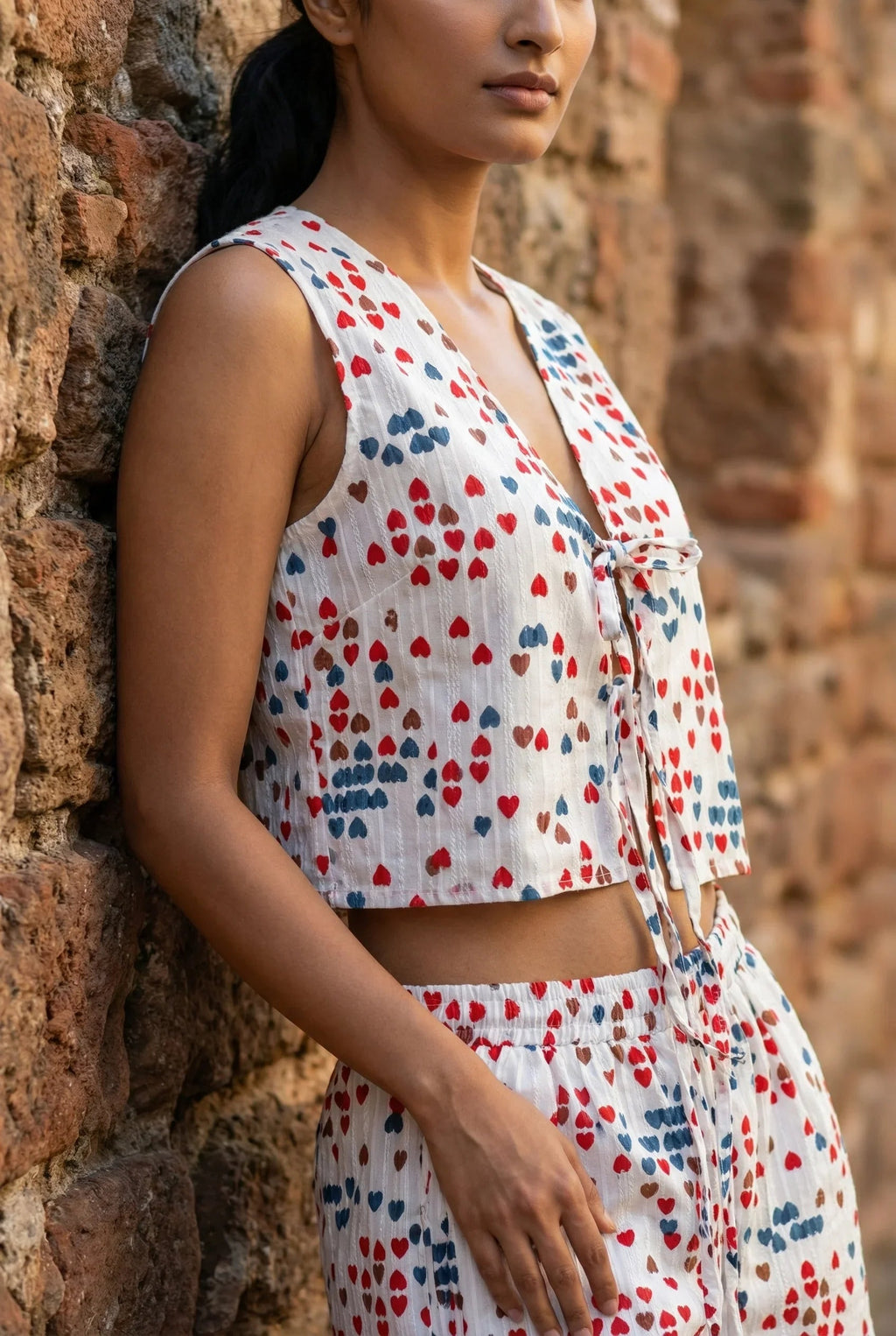 White Printed V-Neck Pure Cotton Co-Ord Set for Women - SanskrutiHomes 