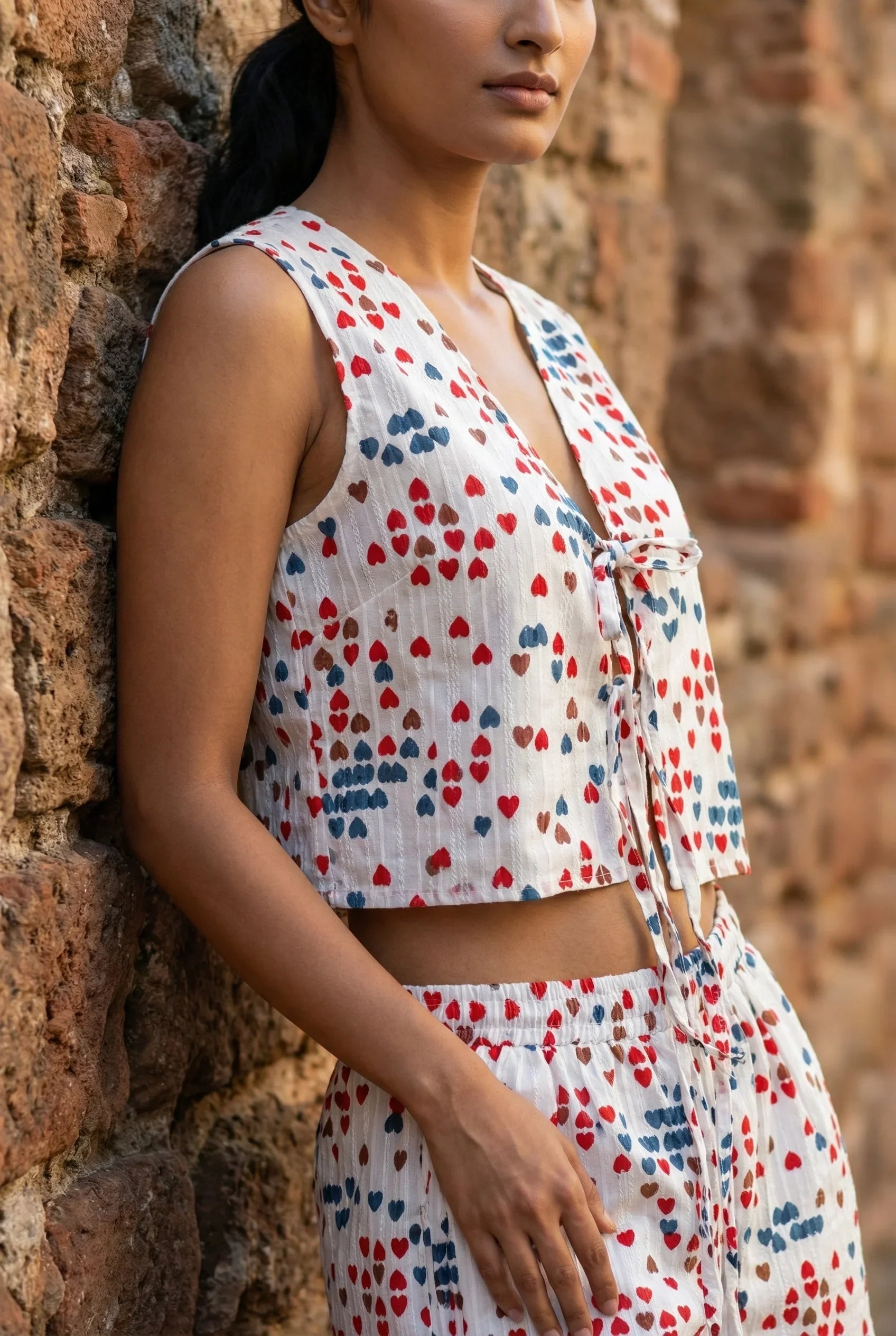 White Printed V-Neck Pure Cotton Co-Ord Set for Women - SanskrutiHomes 