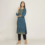 Rang Deep Women Blue Cotton Kurti - SanskrutiHomes 