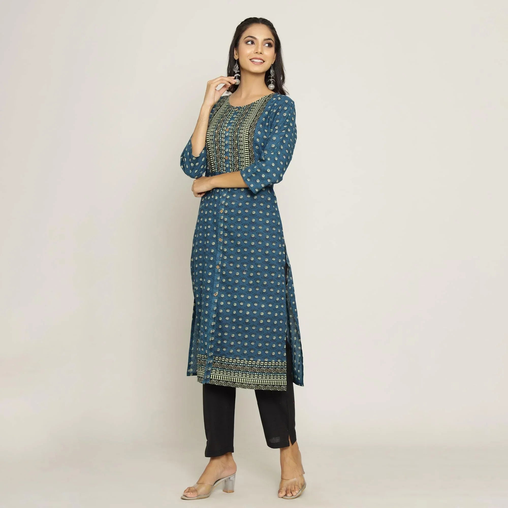Rang Deep Women Blue Cotton Kurti - SanskrutiHomes 