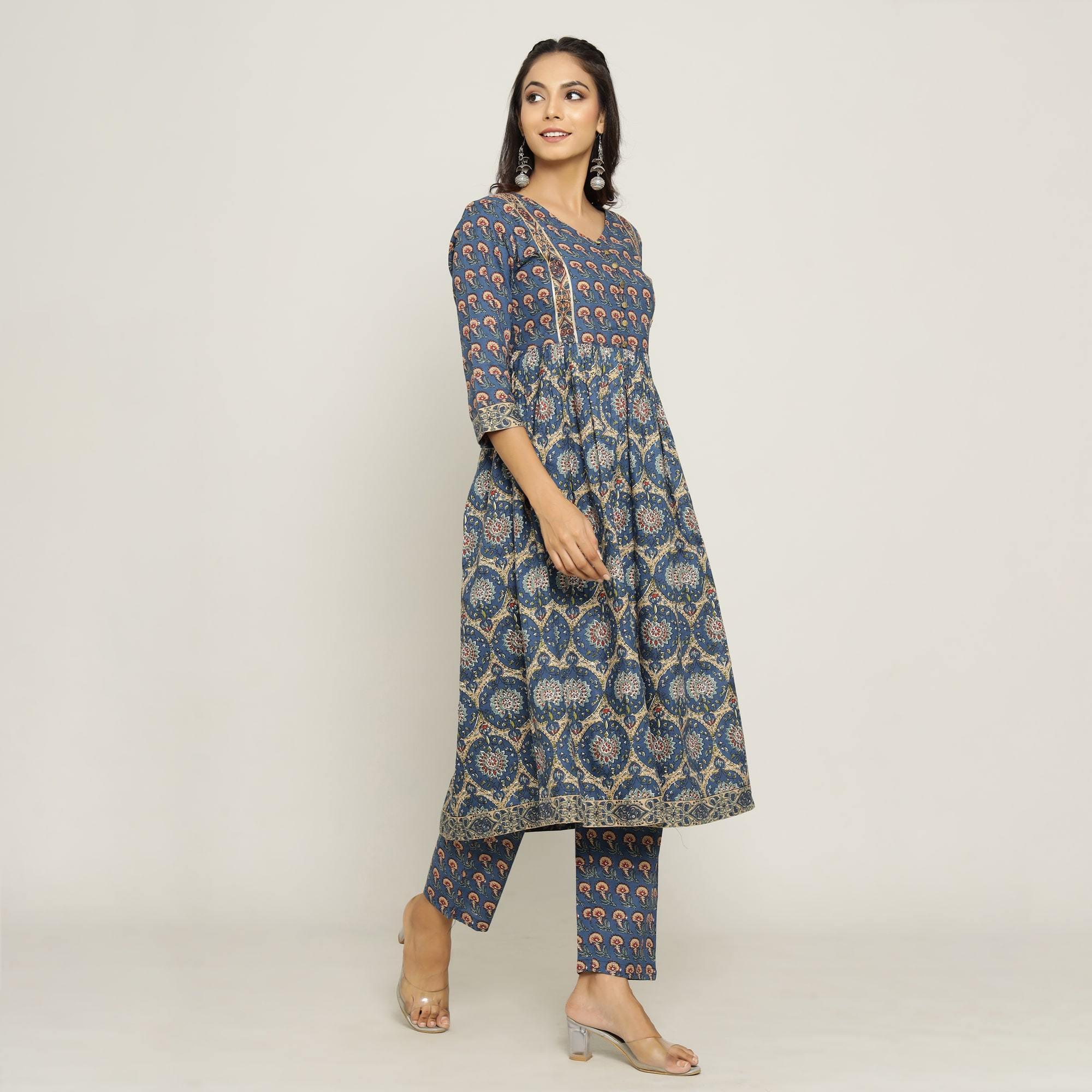 Rang Deep Women Blue Cotton Kurti - SanskrutiHomes 