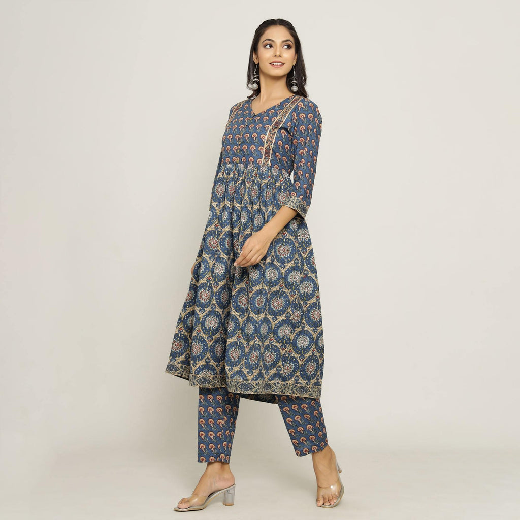 Rang Deep Women Blue Cotton Kurti - SanskrutiHomes 