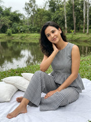 Black Round Neck Checked Pure Cotton Night Suit For Women