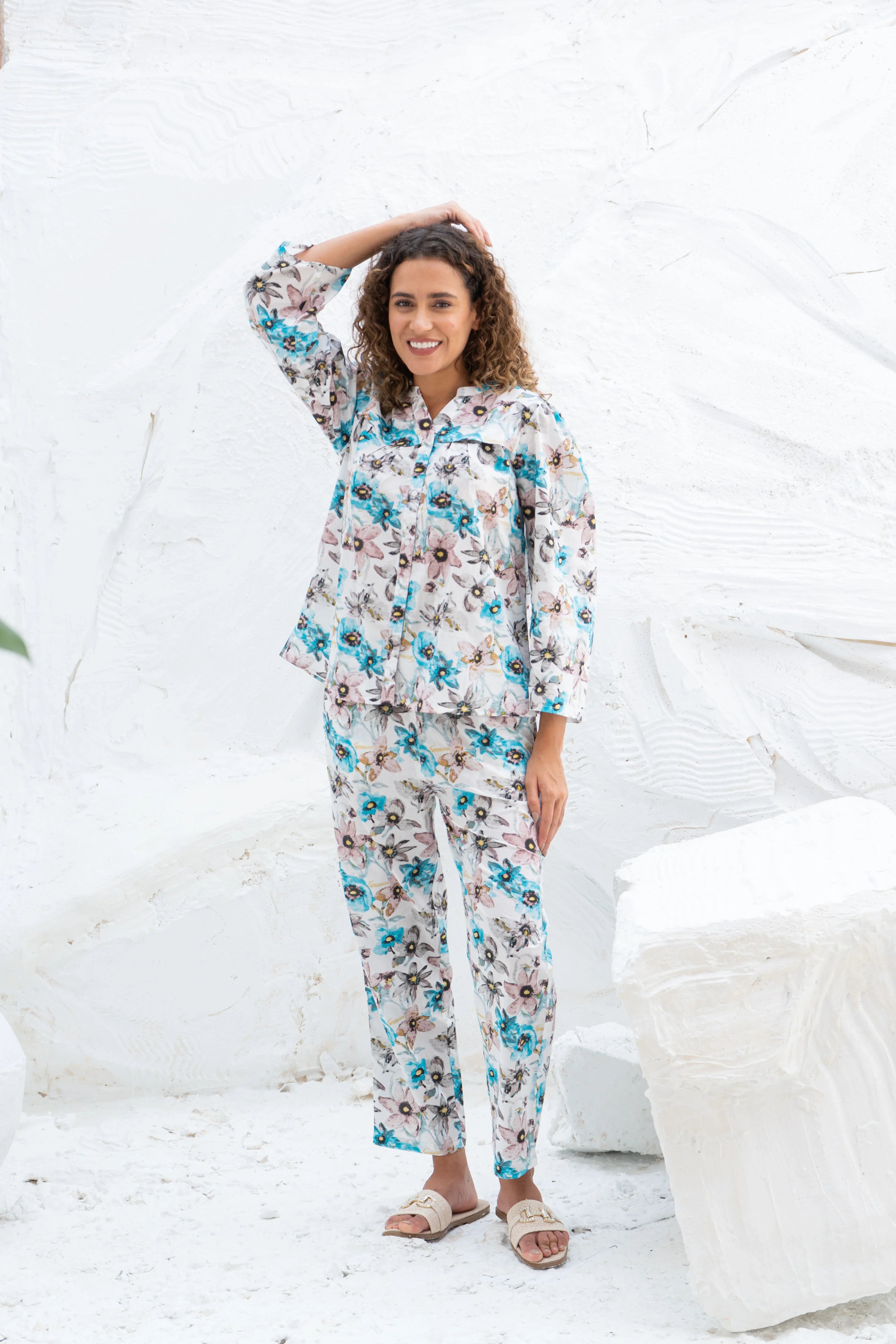 White Flower Printed Cotton Night Suit Set - SanskrutiHomes 