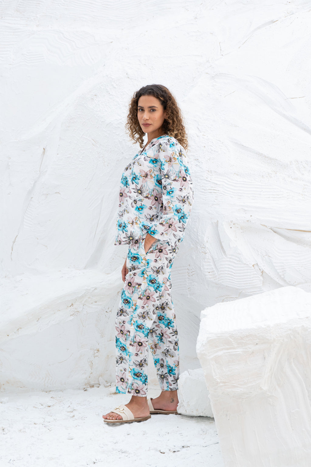 White Flower Printed Cotton Night Suit Set - SanskrutiHomes 