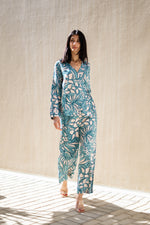 Green Floral Printed V-Neck Co-ords Set - SanskrutiHomes 