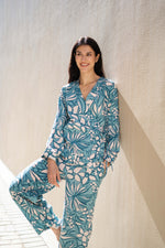 Green Floral Printed V-Neck Co-ords Set - SanskrutiHomes 