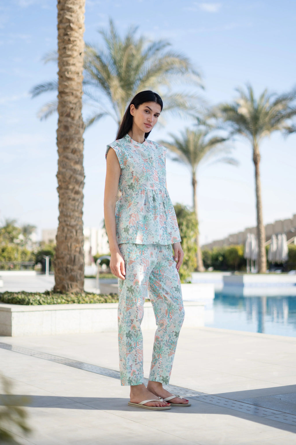 White Round Neck Cotton Night Suit - SanskrutiHomes 