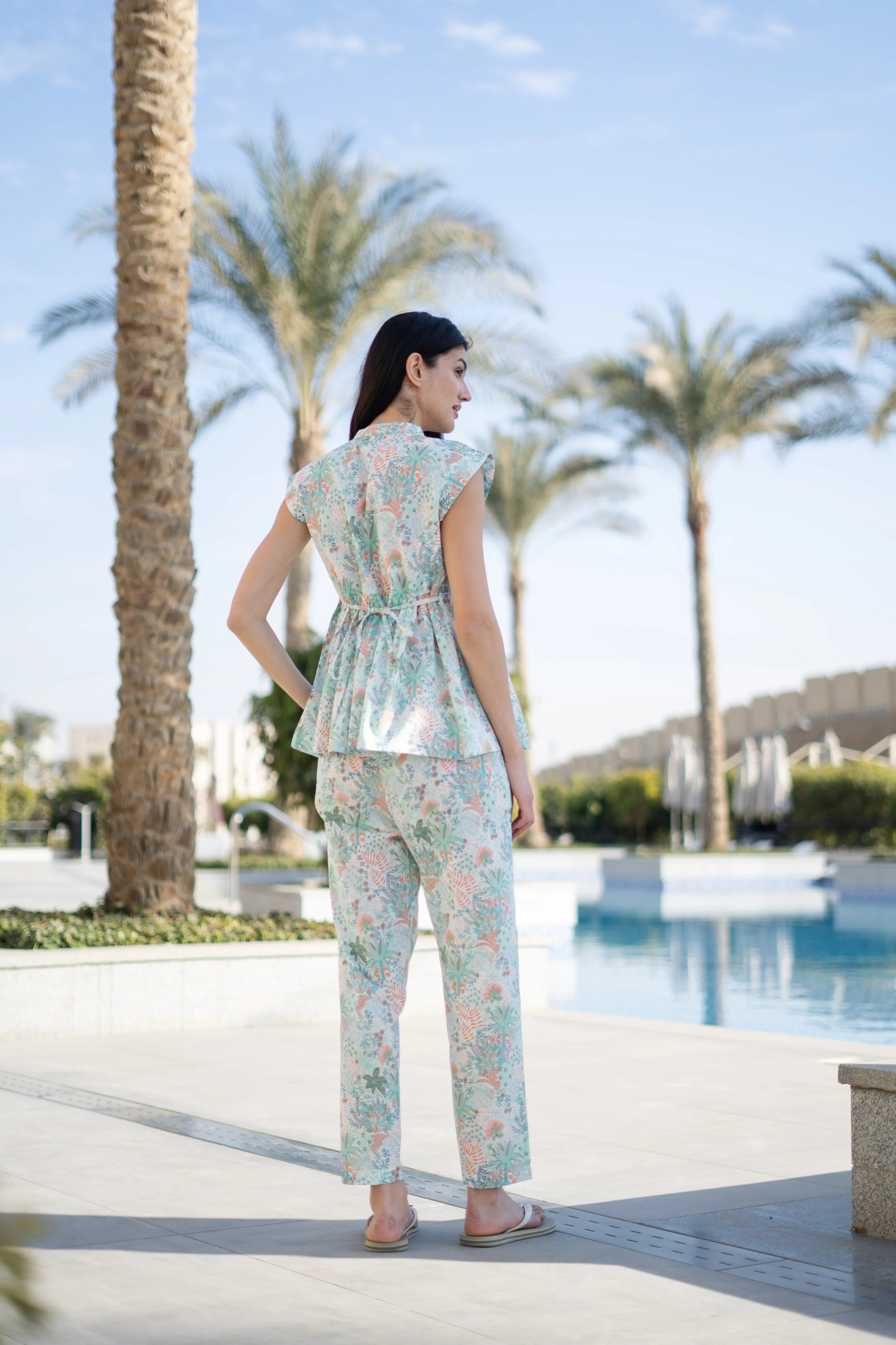 White Round Neck Cotton Night Suit - SanskrutiHomes 