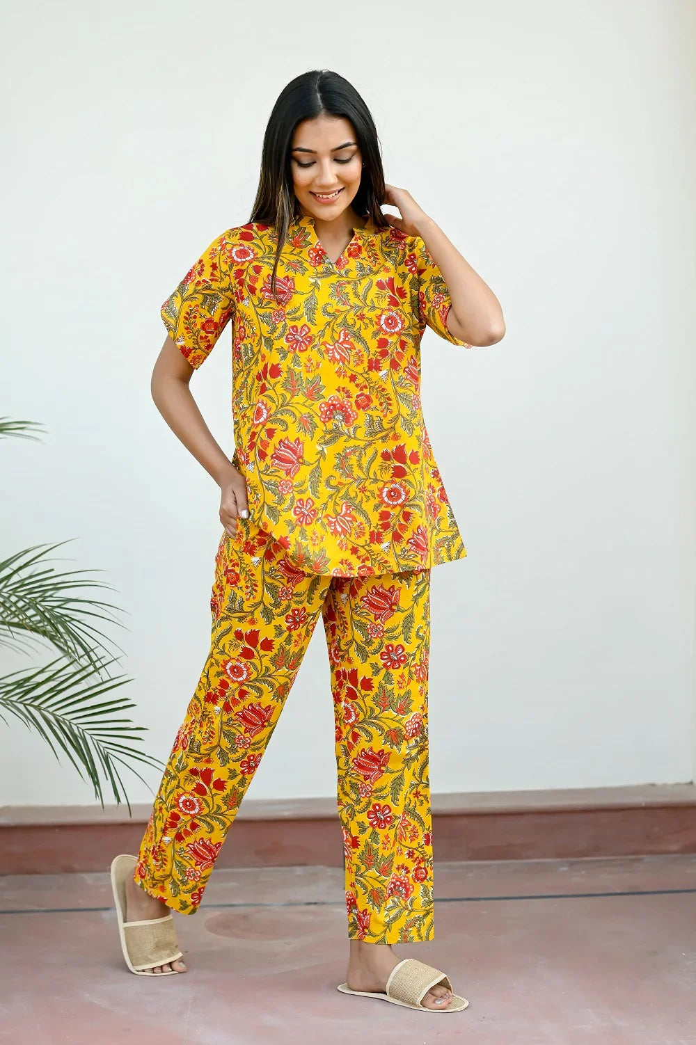 Yellow Cotton Printed Night Suit Set with Payjama - SanskrutiHomes 