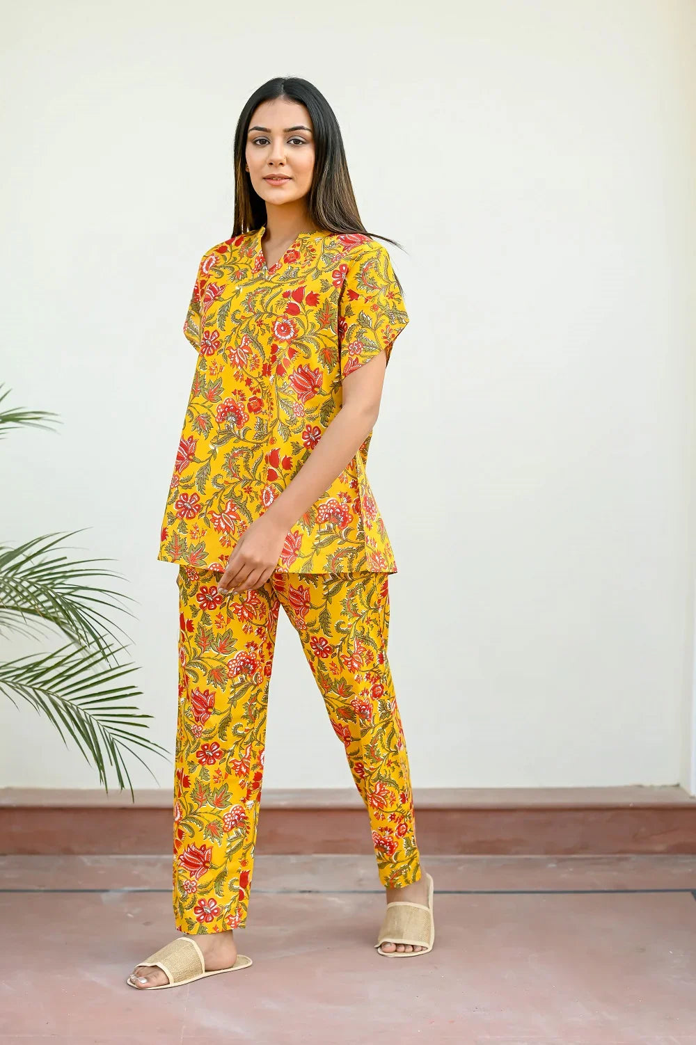 Yellow Cotton Printed Night Suit Set with Payjama - SanskrutiHomes 