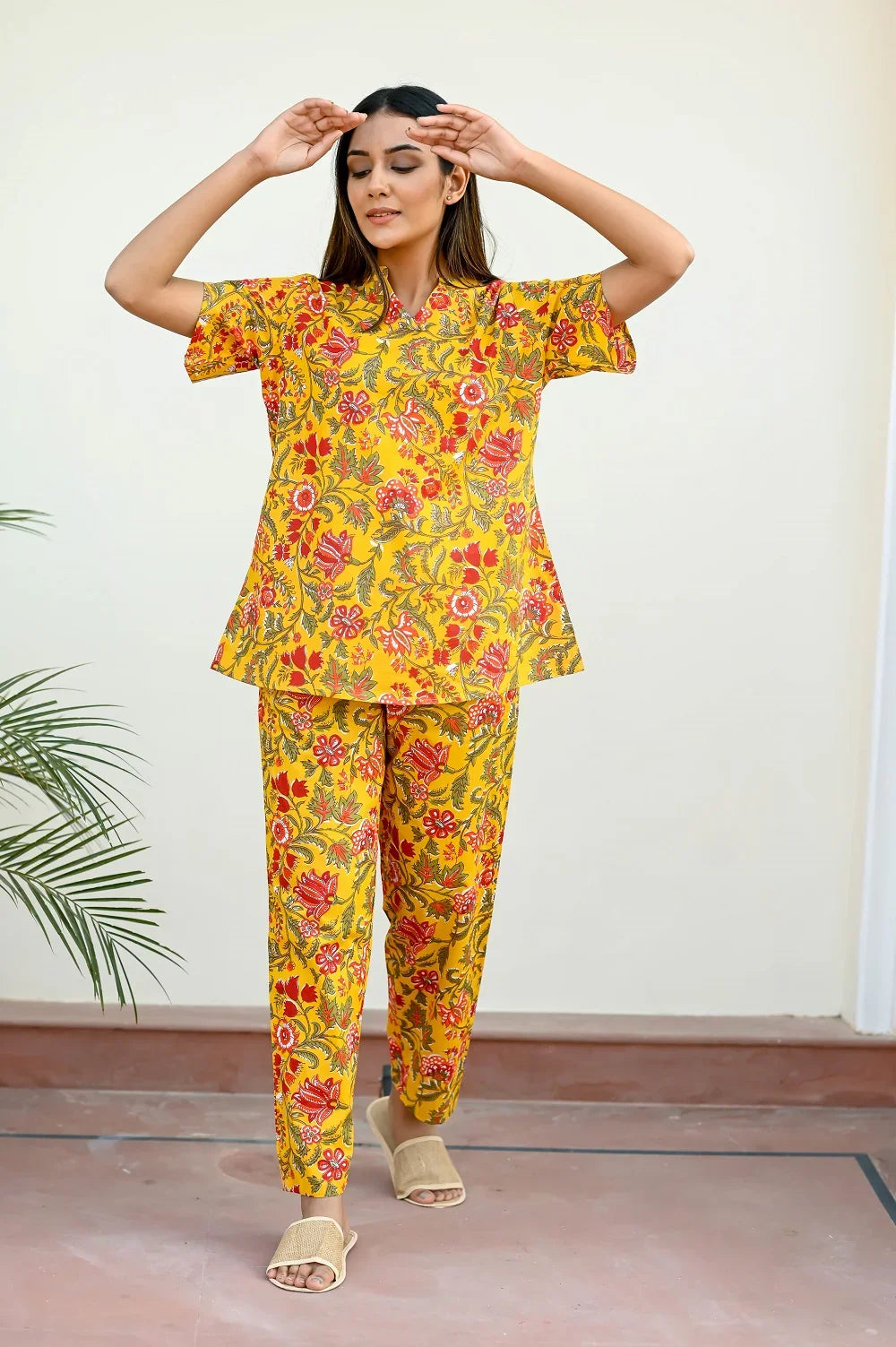 Yellow Cotton Printed Night Suit Set with Payjama - SanskrutiHomes 