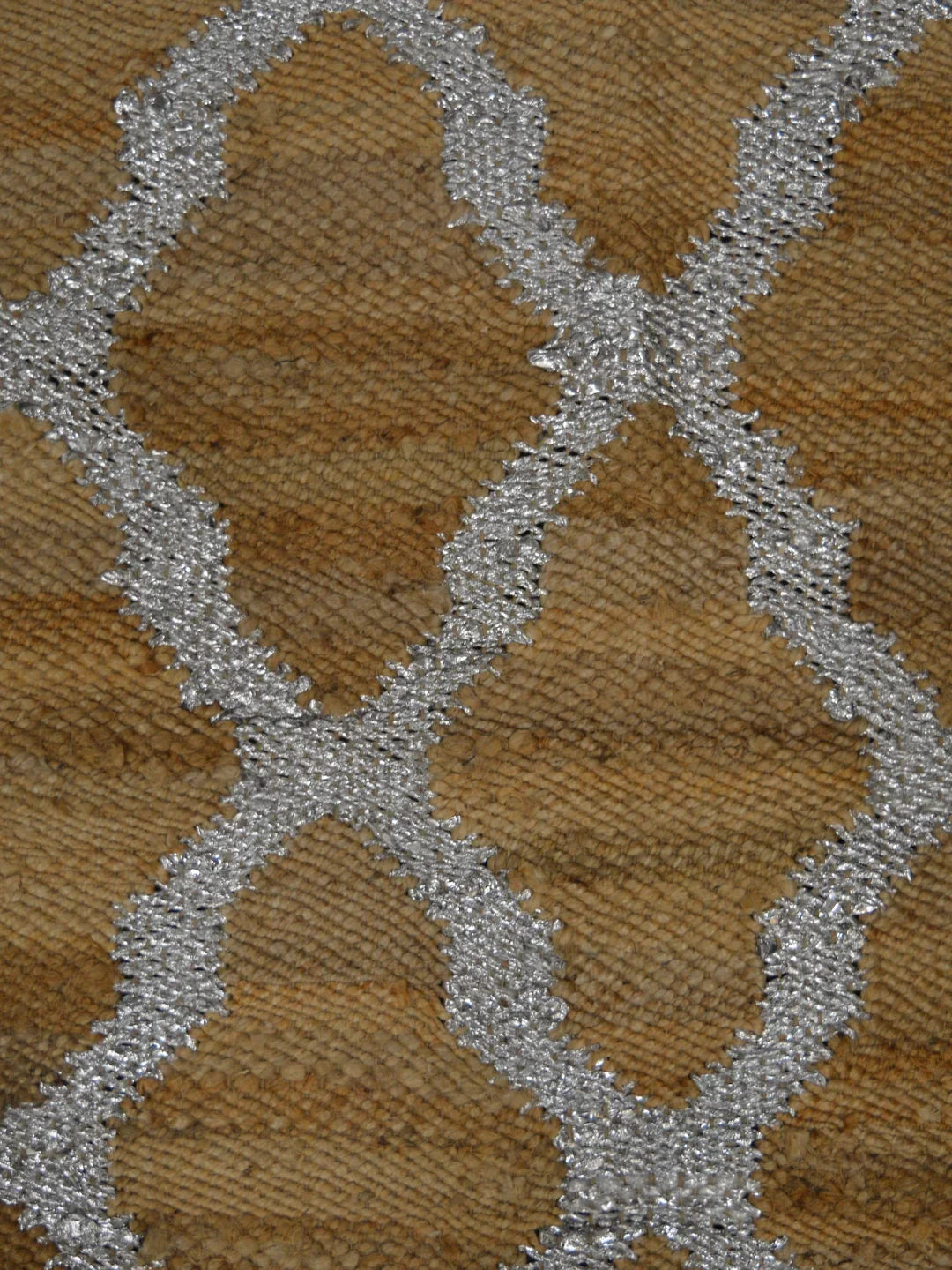 Hand-weaved Jute Rug with zari work - SanskrutiHomes 