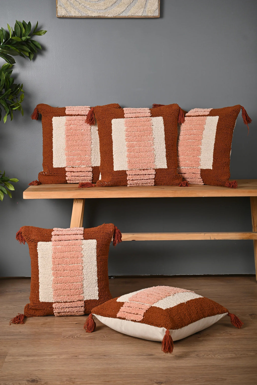 Tuffted Multicolor Cotton Cushion Cover - SanskrutiHomes 