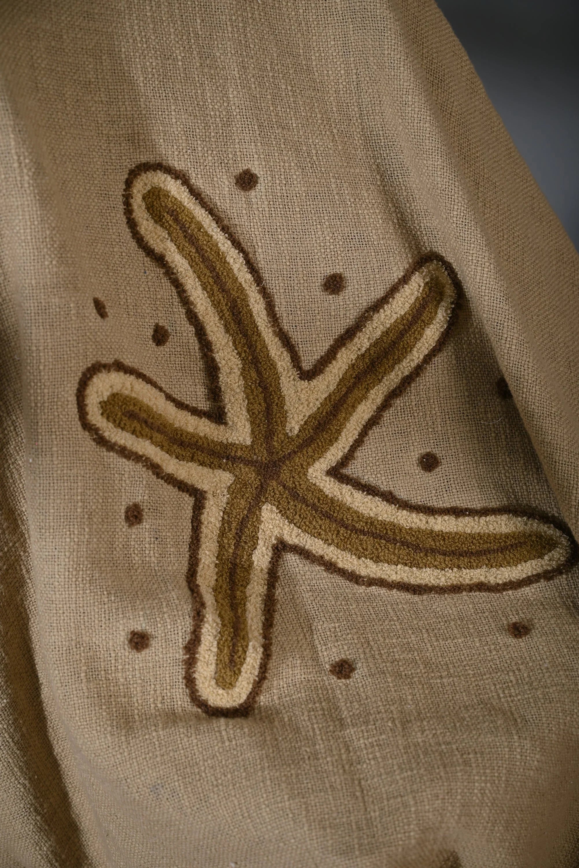 Beige Cotton Throw with Starfish Embroidery and Tassel Edges - SanskrutiHomes 