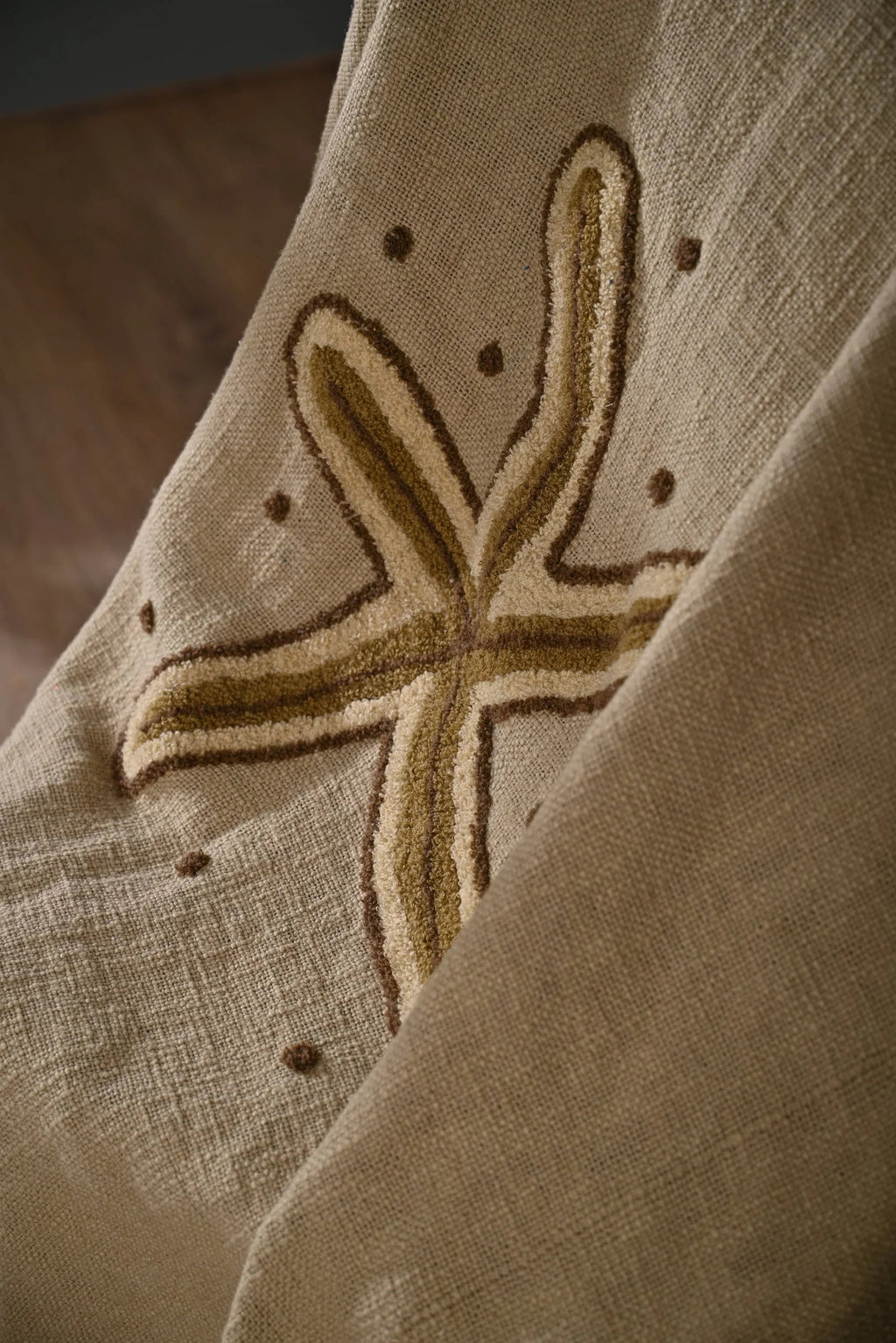 Beige Cotton Throw with Starfish Embroidery and Tassel Edges - SanskrutiHomes 