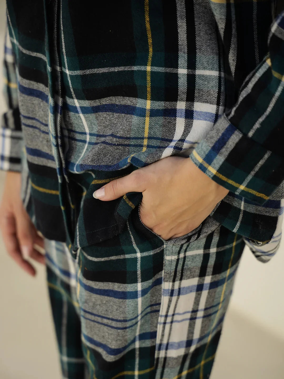 Check Printed Winter Cotton Night Suit - SanskrutiHomes 