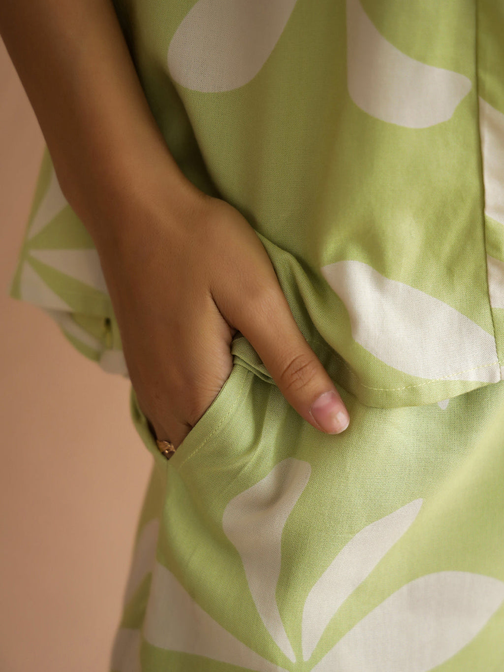 Green Floral Printed Viscous Rayon Night Suit with Shorts - SanskrutiHomes 