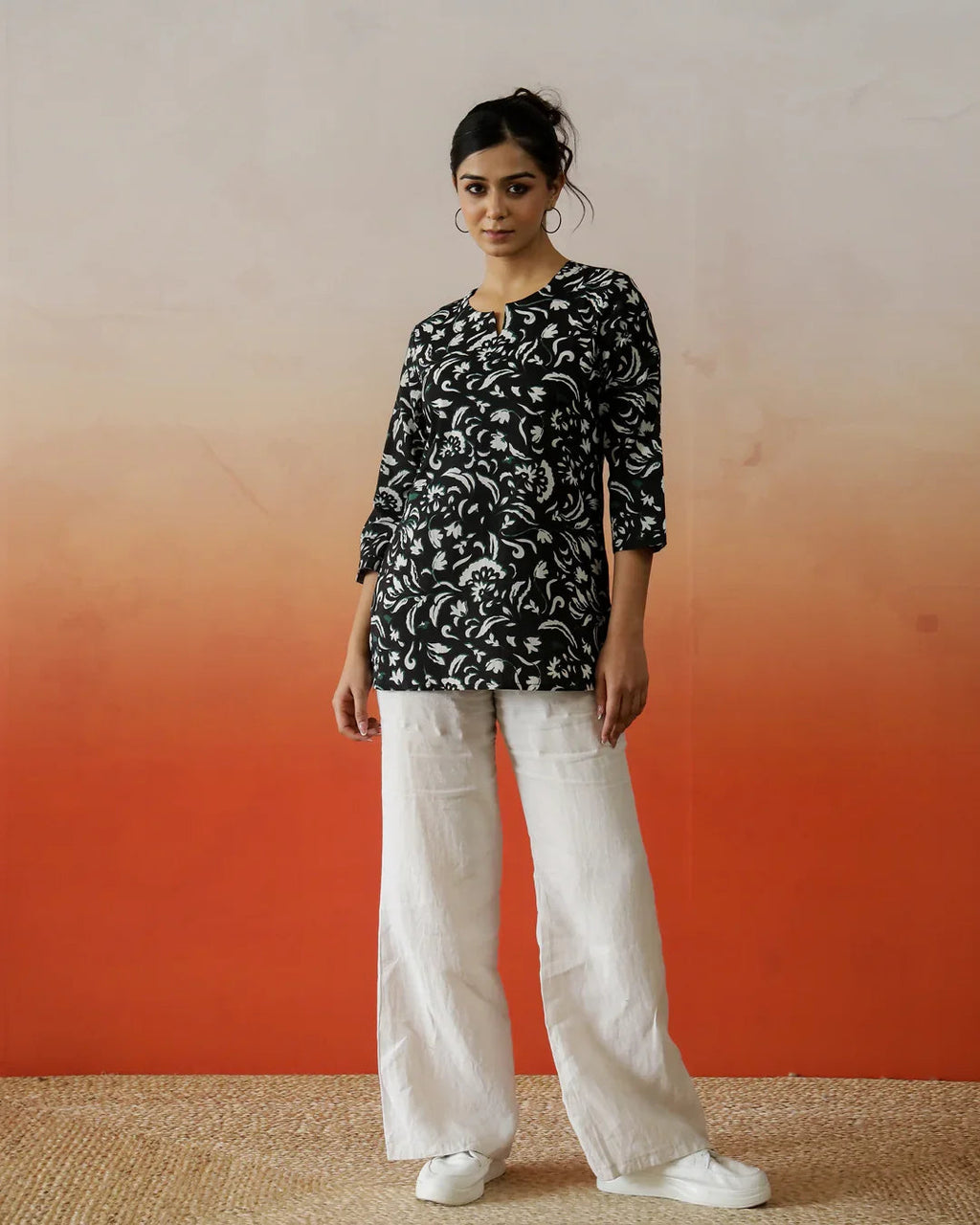 Black Floral Printed Round Neck Cotton Top for Women - SanskrutiHomes 