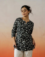 Black Floral Printed Round Neck Cotton Top for Women - SanskrutiHomes 
