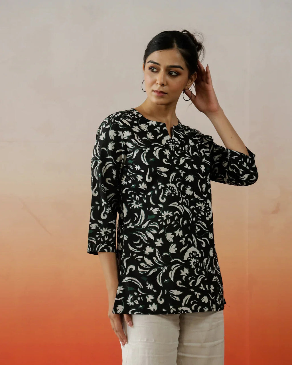 Black Floral Printed Round Neck Cotton Top for Women - SanskrutiHomes 