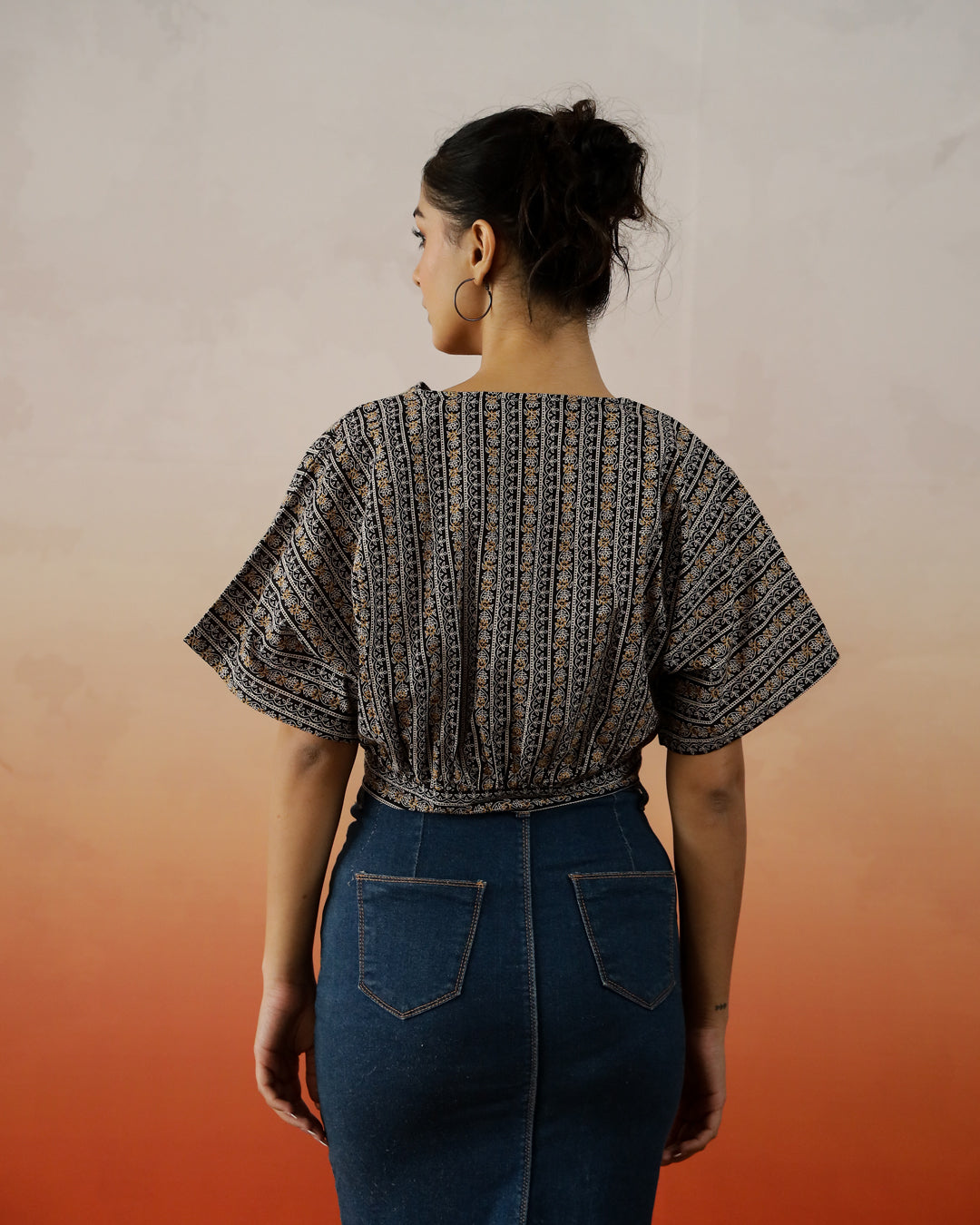 Black Cotton Printed Crop Top - SanskrutiHomes 