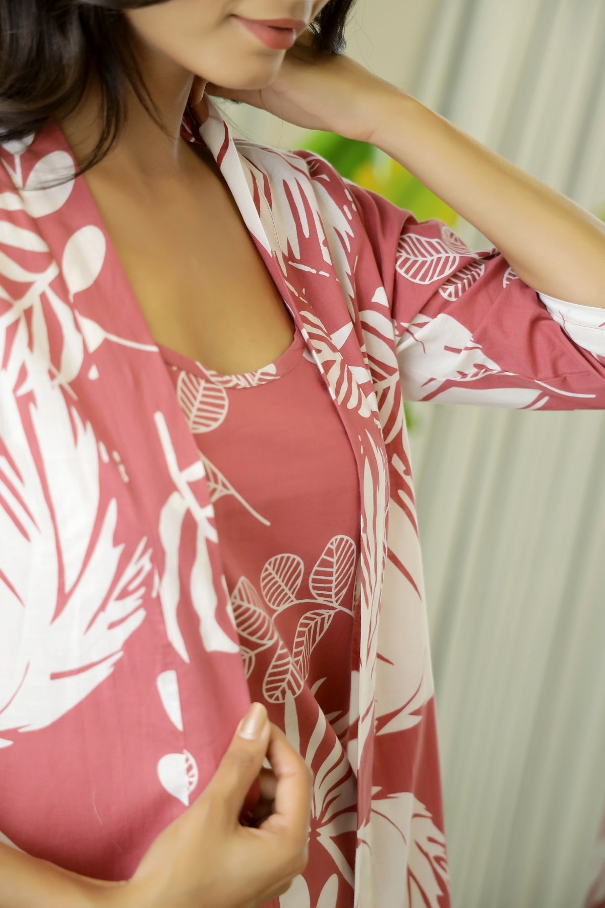 Black Cotton Printed Crop Top - SanskrutiHomes 