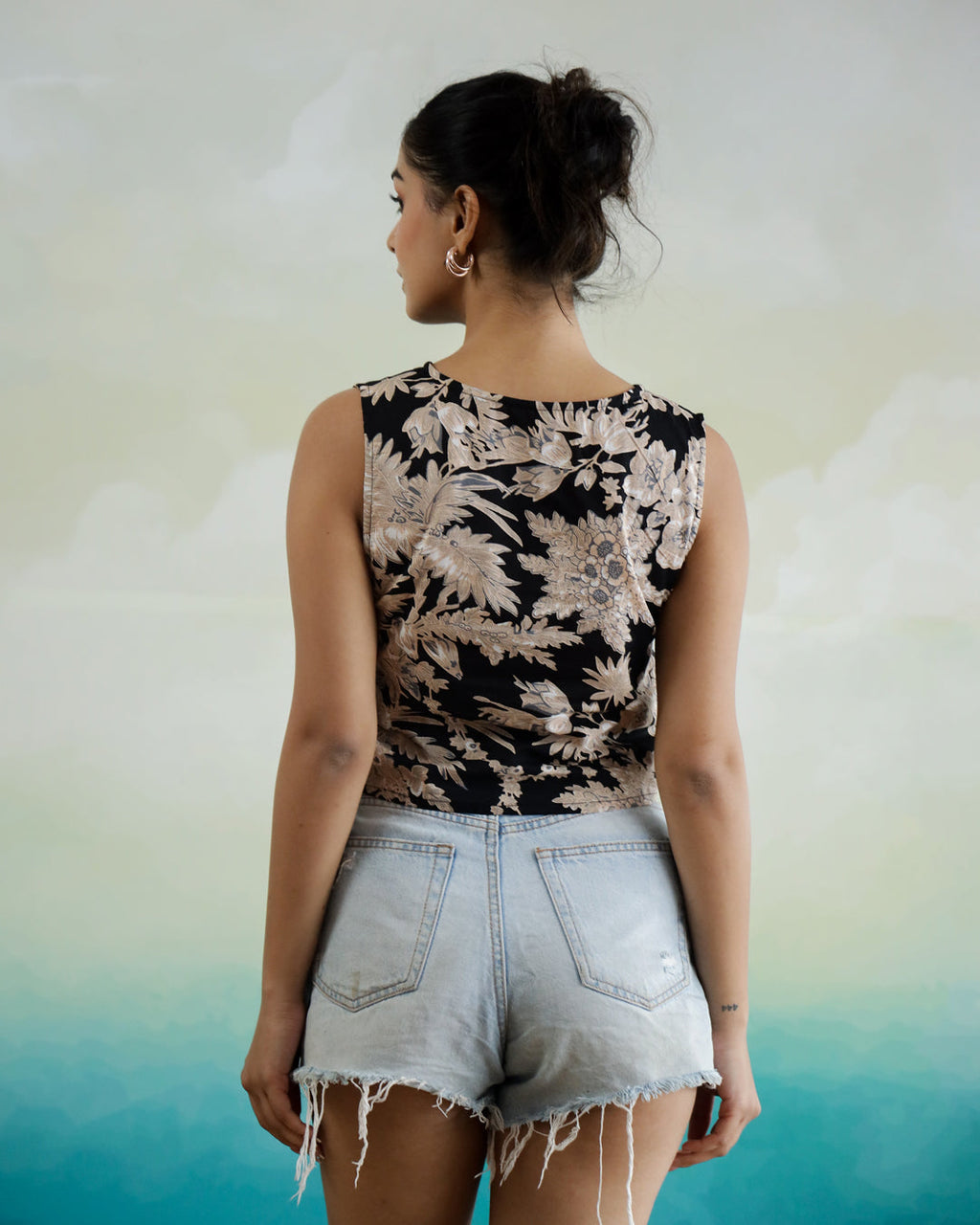 Black Floral Printed Sleeveless Top