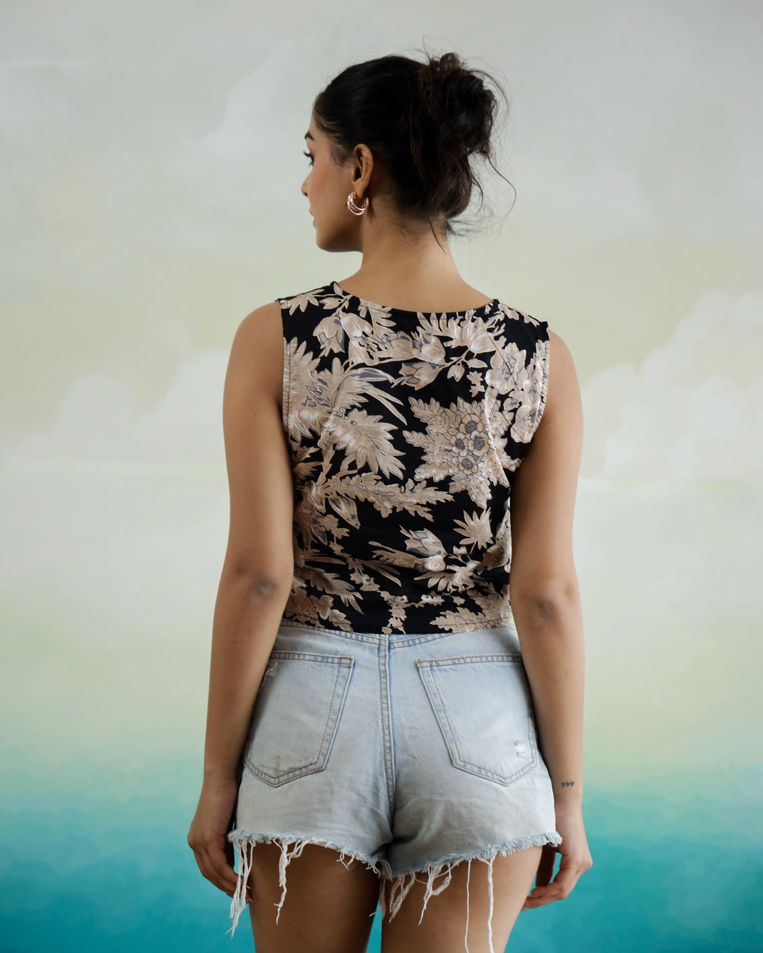 Black Floral Printed Sleeveless Top