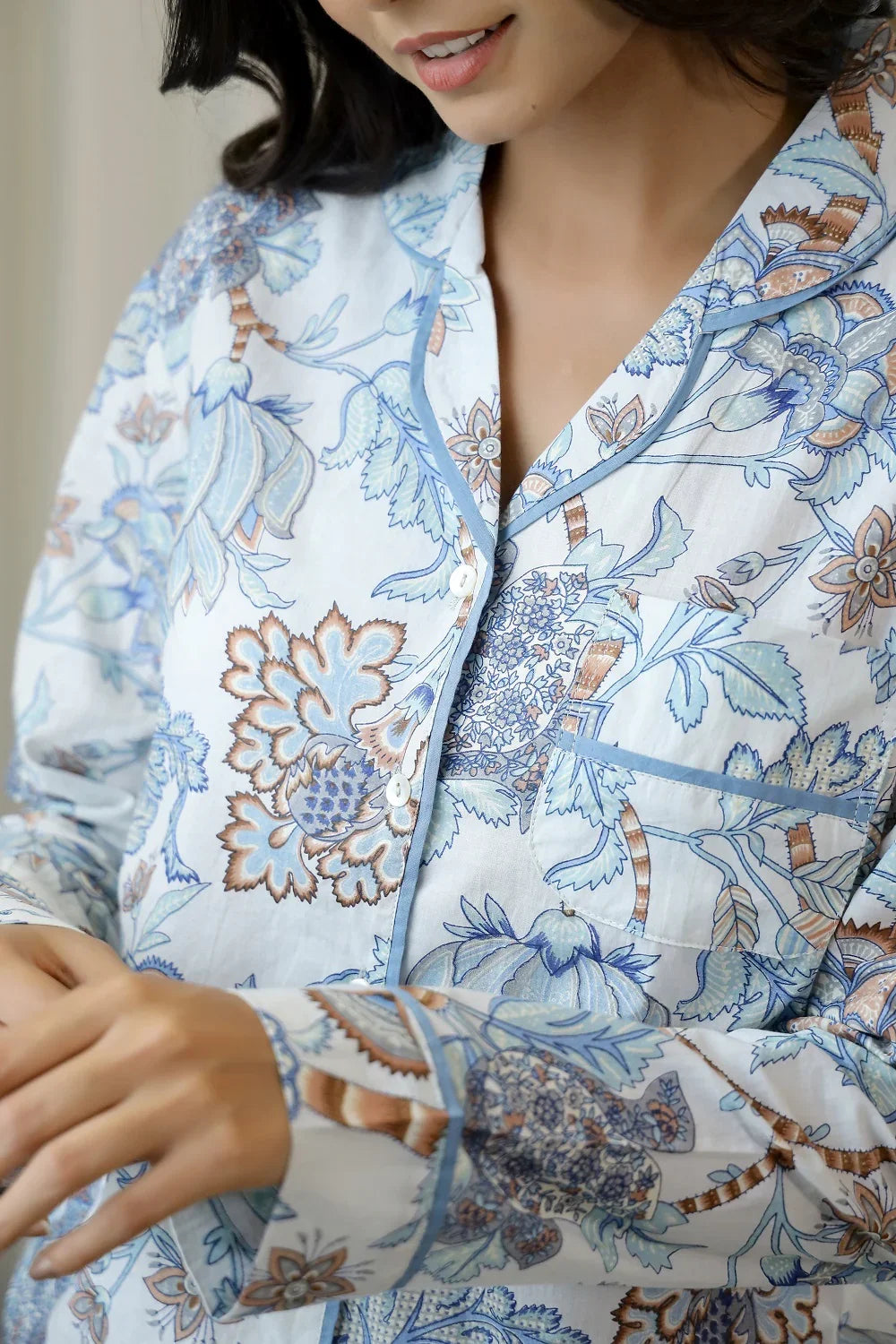 WHITE & Blue FULL SLEEVES Printed Cotton Night suit - SanskrutiHomes 