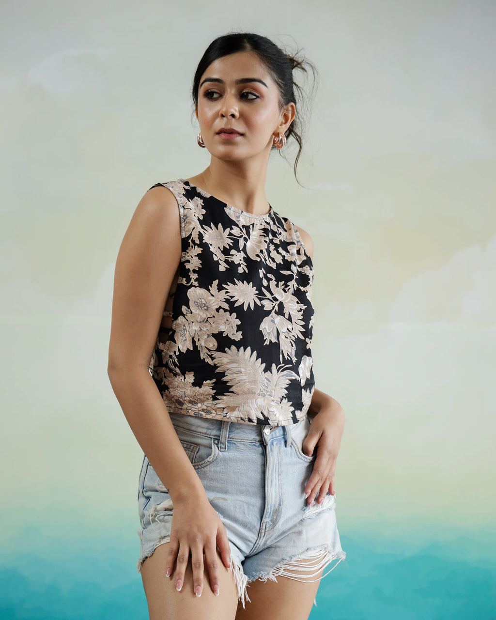 Black Floral Printed Sleeveless Top