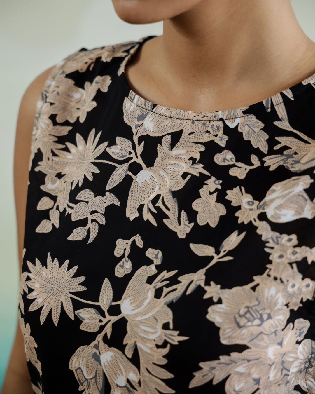 Black Floral Printed Sleeveless Top