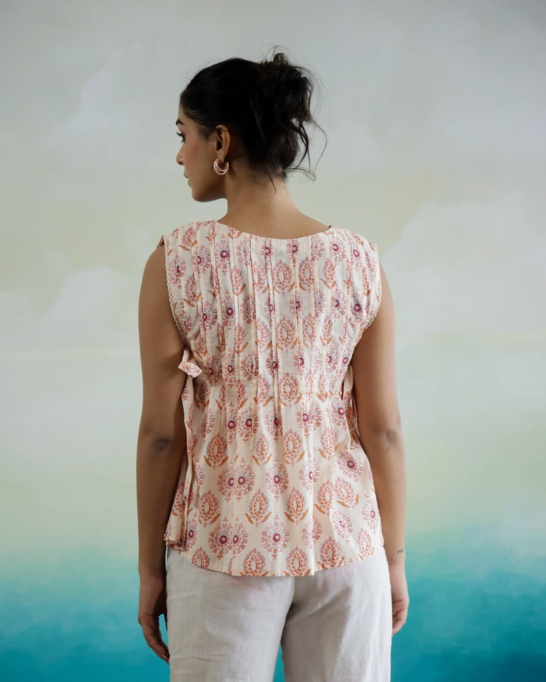 Sleeveless Printed Cotton Top For Women