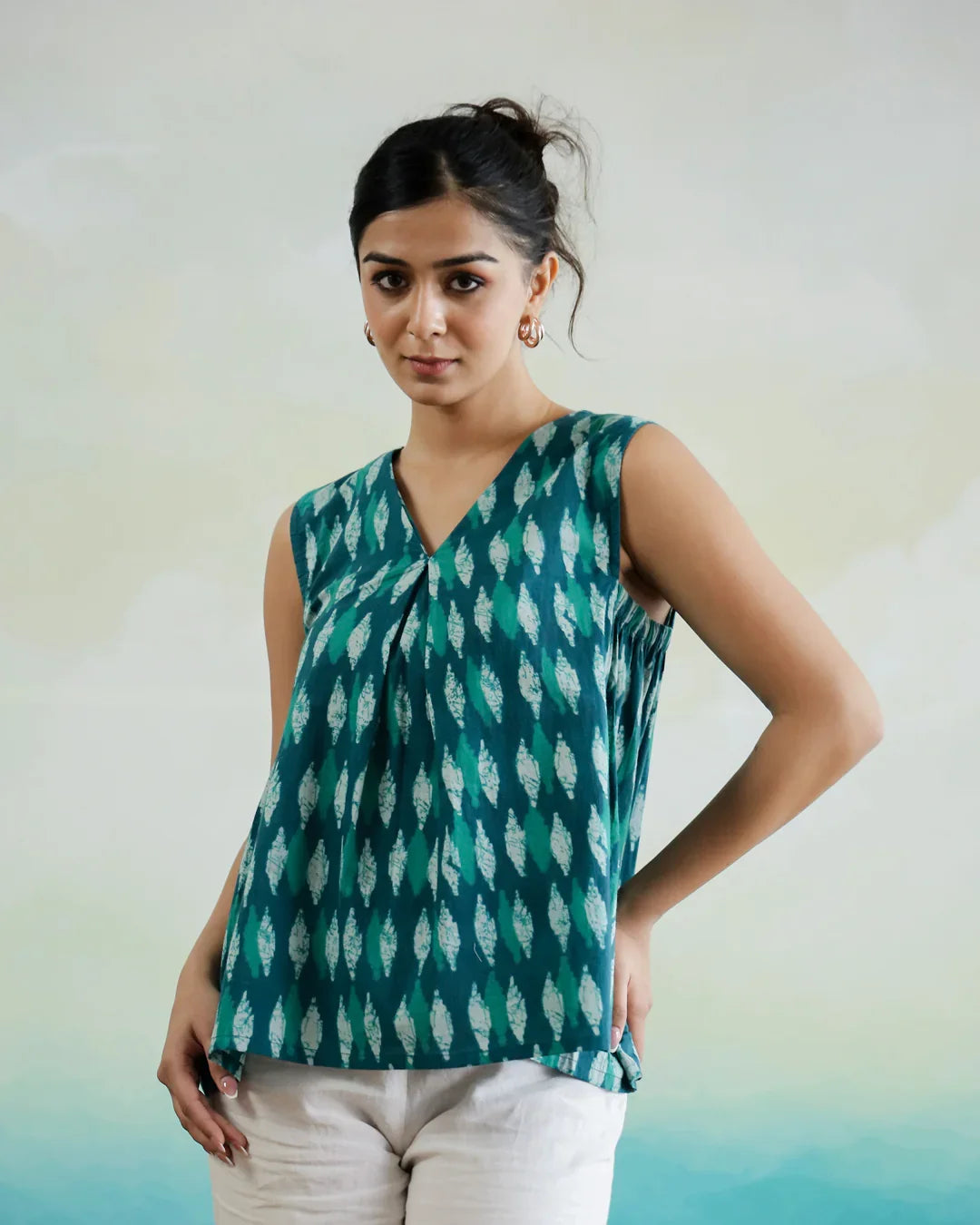 Printed Cotton Sleeveless Top - SanskrutiHomes 
