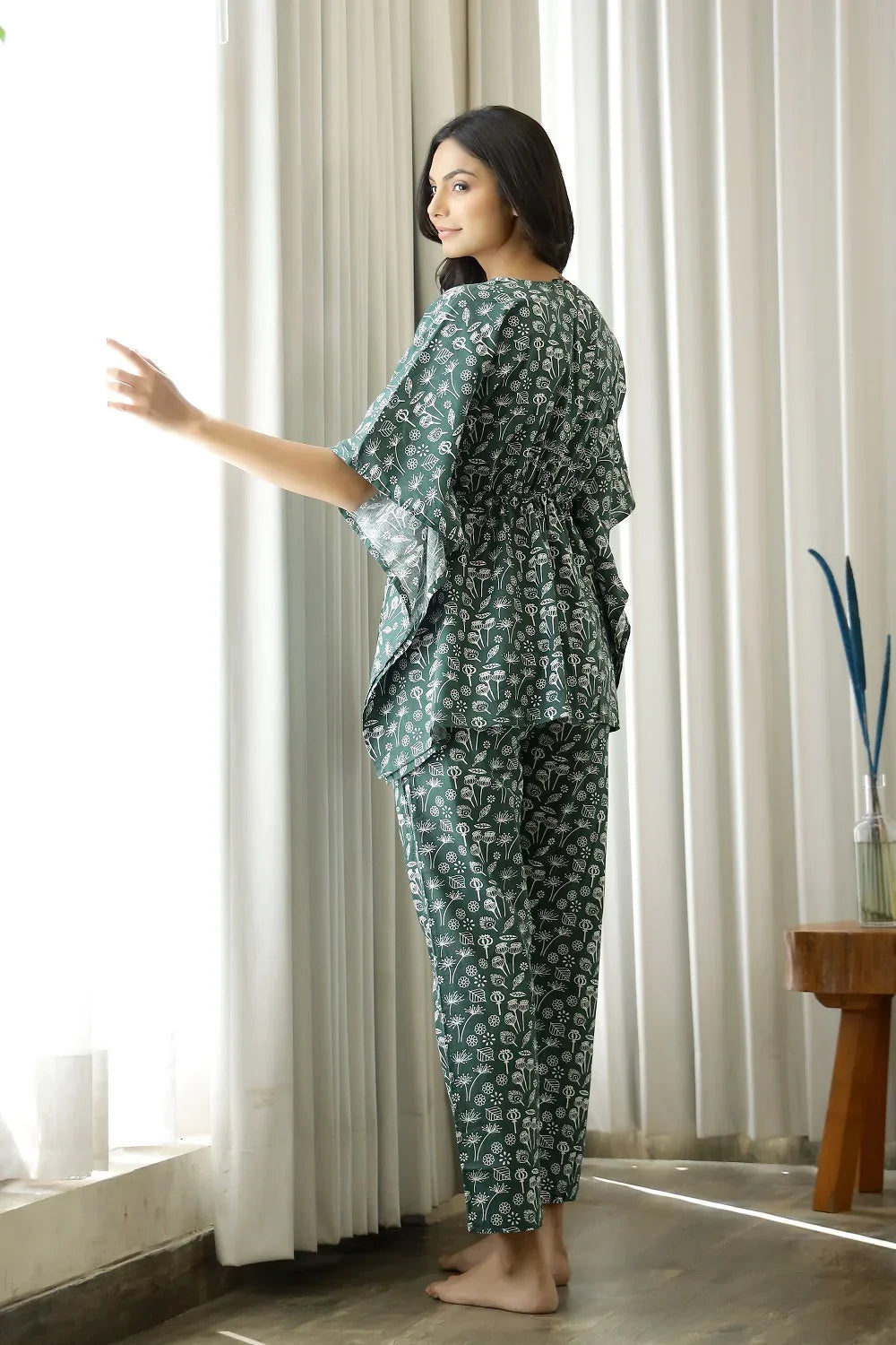 Green & White Printed Cotton Kaftan set - SanskrutiHomes 