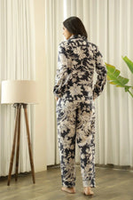Black Printed Full sleeves Cotton Night suit - SanskrutiHomes 