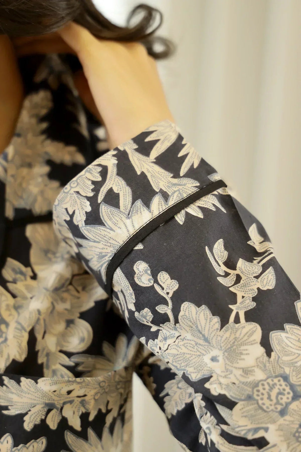 Black Printed Full sleeves Cotton Night suit - SanskrutiHomes 