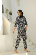 Black & White Printed Pure Cotton Night suit - SanskrutiHomes 