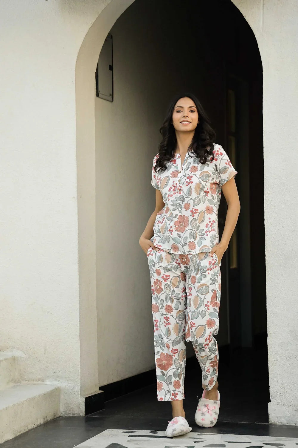 White Pure Cotton Printed Night Suit Set for Women - SanskrutiHomes 
