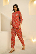 Red & white printed pure cotton night suit set - SanskrutiHomes 