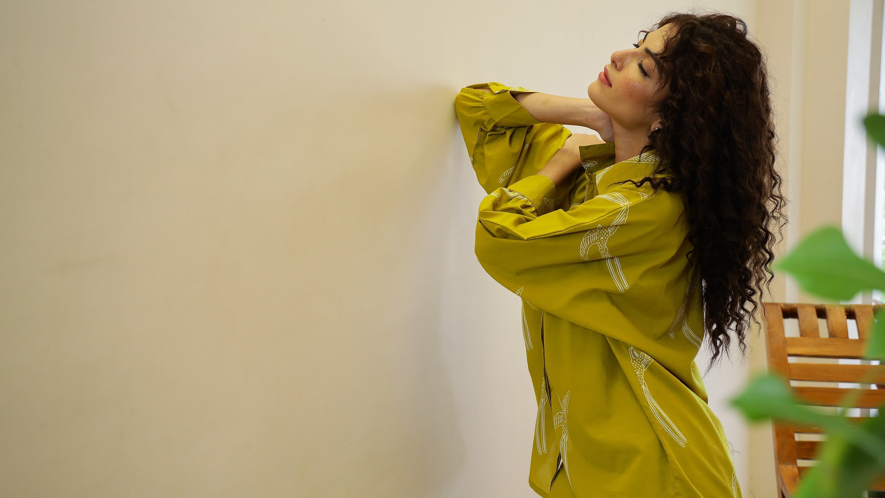 Blue V-Neck Velvet Winter Kaftan - SanskrutiHomes 