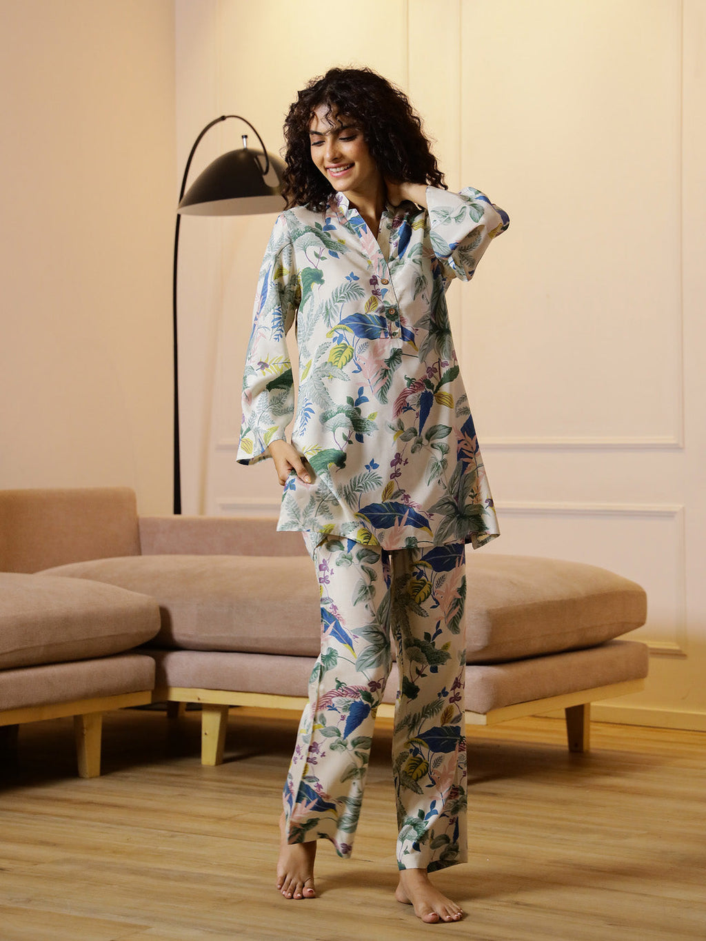 Floral Printed V-Neck Cotton Night Suit - SanskrutiHomes 
